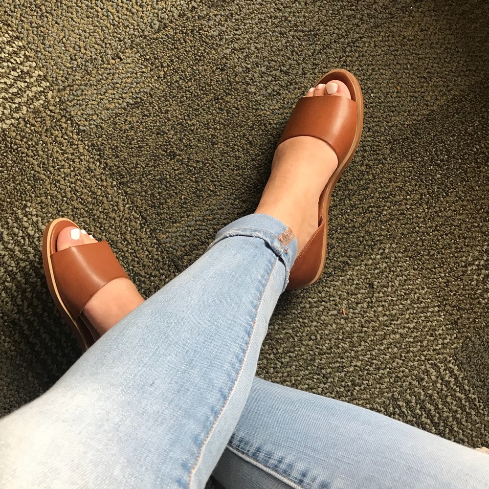 Chestnut Slip on flats
